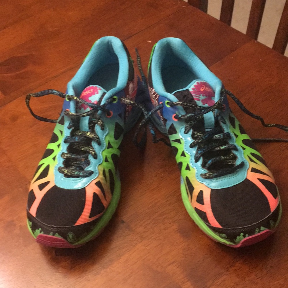 Asics Gel Noosa 7.5